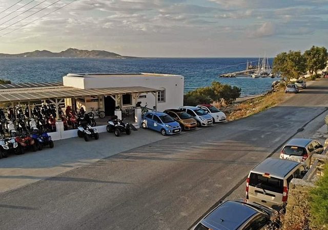 Aluguel de carro na ilha de Paros