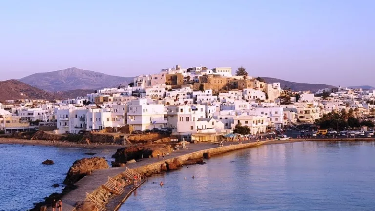 Pontos turísticos em Naxos na Grécia