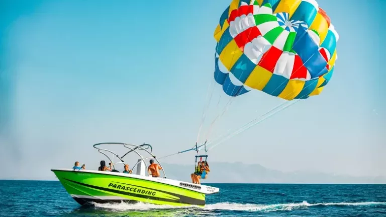 Como fazer parasailing/parapente em Mykonos